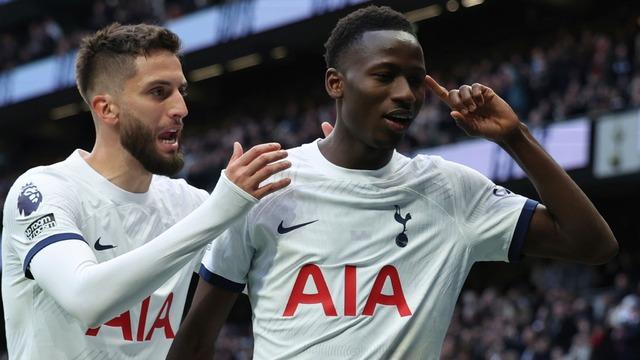 Galatasaray'ın Pape Matar Sarr Transfer Hamlesi ve Tottenham'ın Cevabı