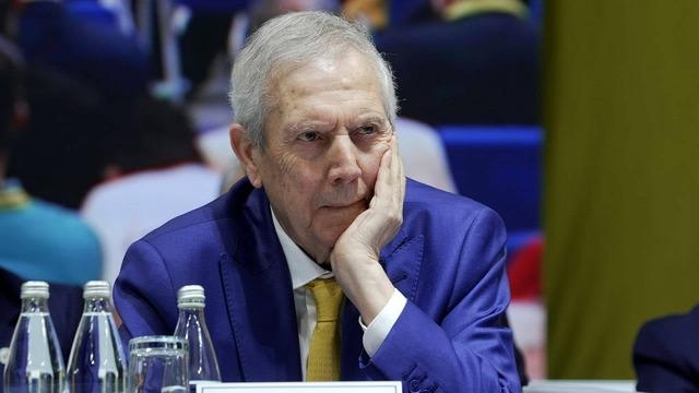 Fenerbahçe Genel Kurulu’nda Aziz Yıldırım’a Tam Yetki Verildi