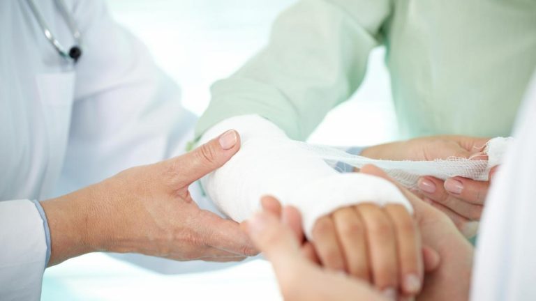 Yanık dereceleri nelerdir? 1., 2. ve 3. derece yanıklar ne anlama gelir?