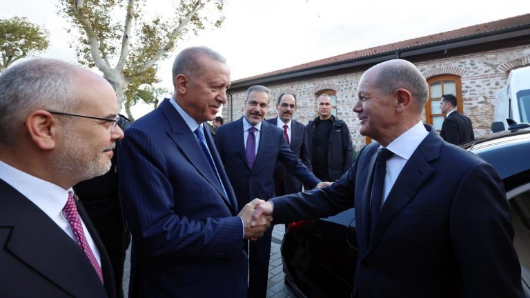 Almanya Başbakanı Scholz’un Türkçe mesajı