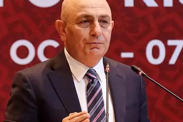 Süleyman Hurma'dan yabancı VAR hakemine ilişkin açıklama!