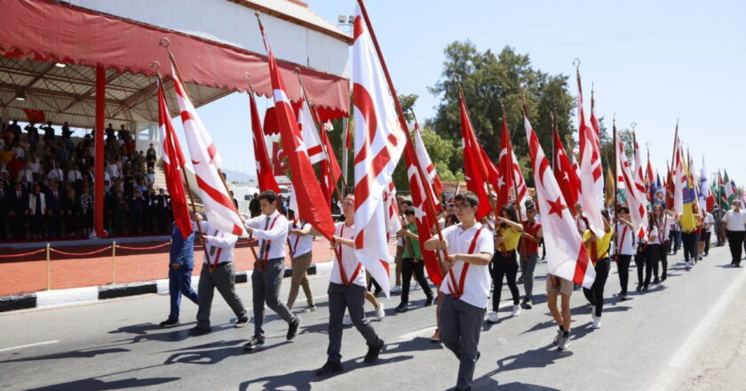 51. yıldönümünde Kıbrıs Barış Harekâtı: ‘Türkler katliamlardan korundu’ – Son Dakika Türkiye Haberleri