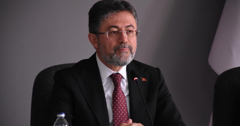 Bakan Yumaklı: İklim Kanunu’nda yapay etle ilgili düzenleme yok
