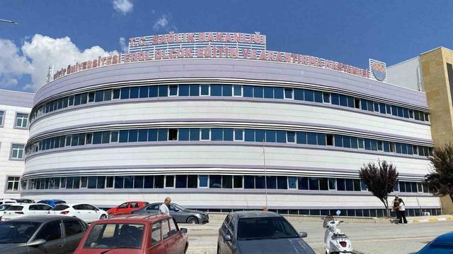 Çorumdaki çocuklar dahil olmak üzere iki grup arasındaki bıçak kavgası: 1 ağır 2 yaralı 2