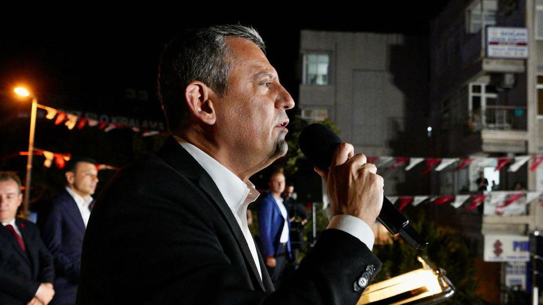 Özgür Özel, AK Partisi Belediye Başkanının olduğunu vurguladı! İsim 