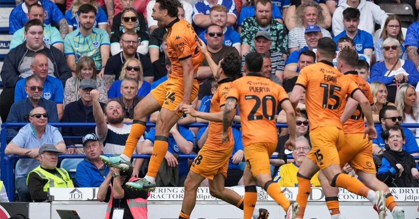 Acun Ilıcalı’nın sahibi olduğu Hull City Premier Lig aşkına galibiyetlerini sürdürüyor! Portsmouth’u Enis Destan ile geçtiler…