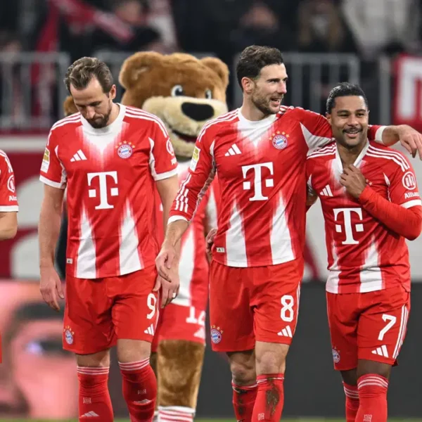 Bayern Münih, evinde uzatmalarda zaferi yakaladı!